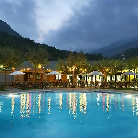 Taiga Bassegoda Park Kemp 5*
