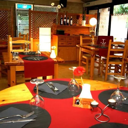 Camping Taiga Bassegoda Park Albanya